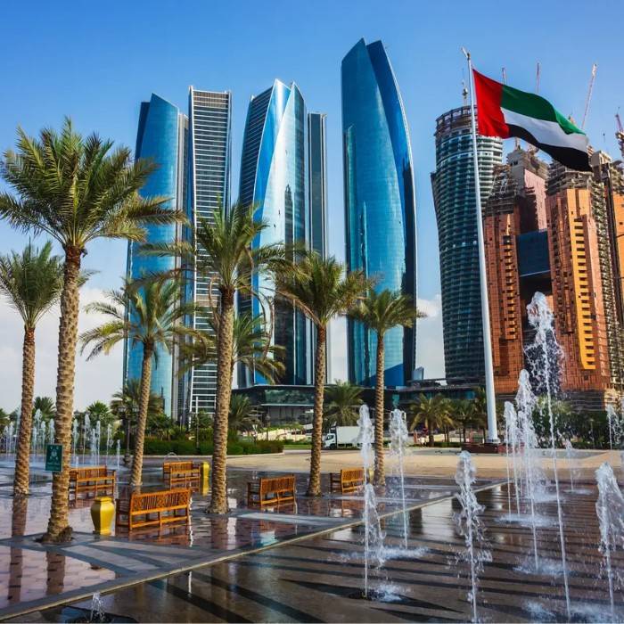 6-Day Dubai Deluxe Holidays – 5-Star Stay with Burj Khalifa, Marina Cruise & Desert Safari | Best Dubai Luxury Tour Packages
